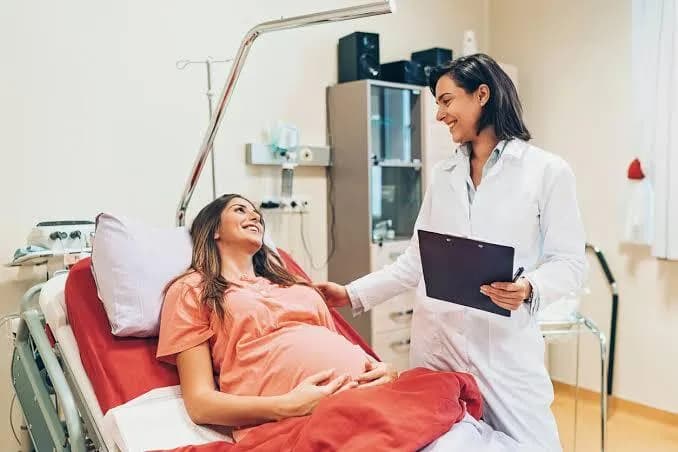 Gynaecologist in Gurgaon: When to See One | Profrea